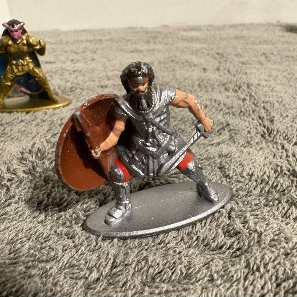JADA Dungeon Dragon Figures D&D 1/65 Fighter Paladin Drow Elf Rogue Dwarf Cleric